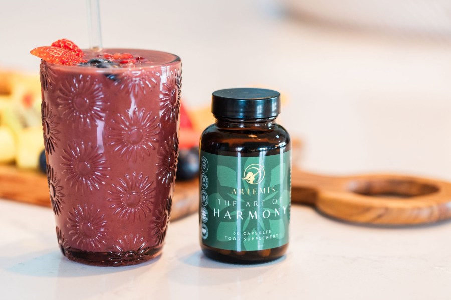 artemis menopause supplements with smoothie drink