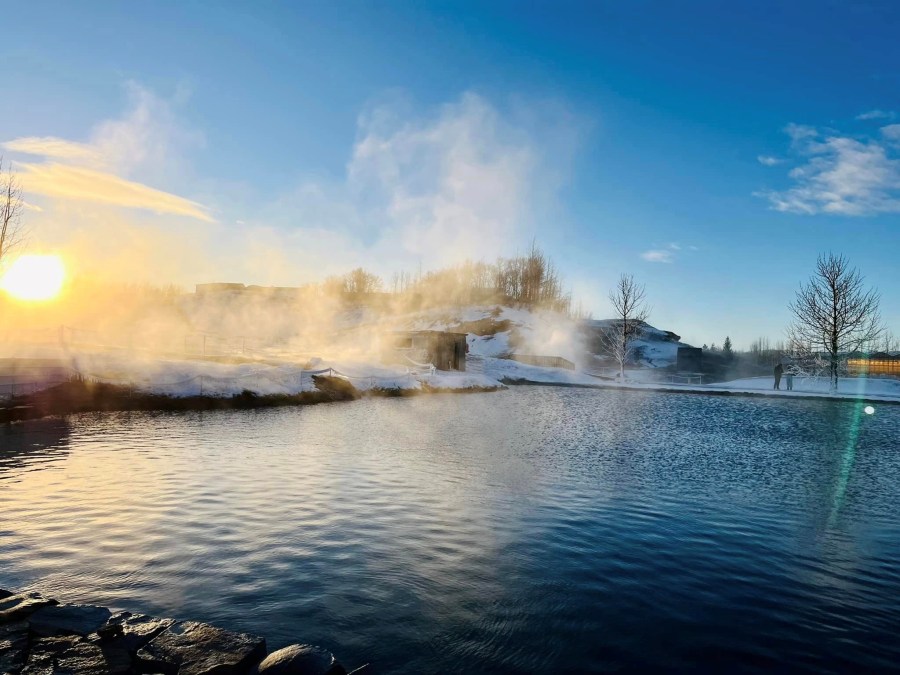 iceland hot spring bathing