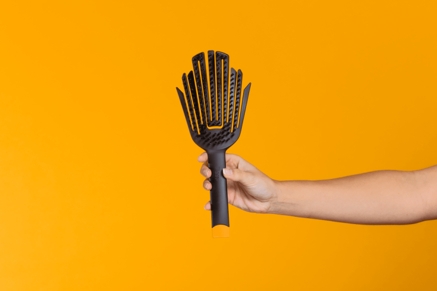 Smooth Ziggy hair brush