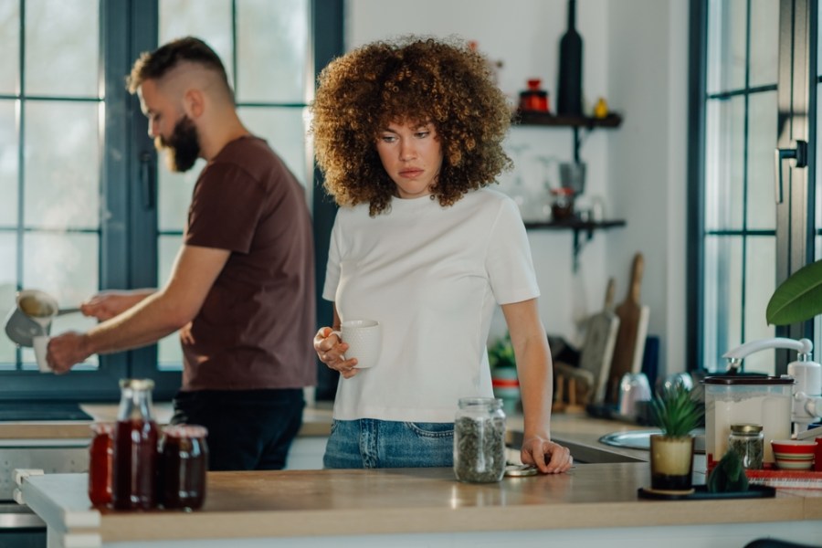 If you’ve been pushing cold feet to the back of your mind, you might want to stop ignoring it - and break up with your boyfriend for good